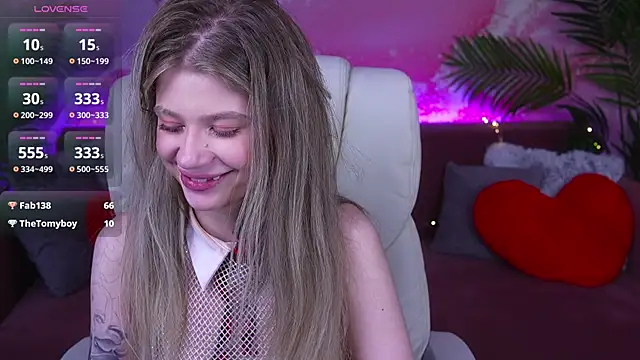SandyLayy – Naživo XXX chat