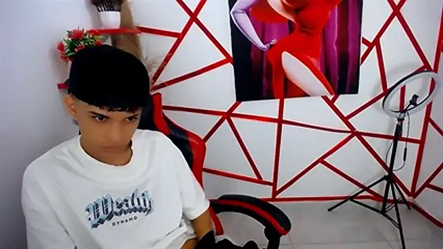 XXX chat uživo modela chris_evans77