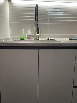 XXX chat uživo modela Love__beby