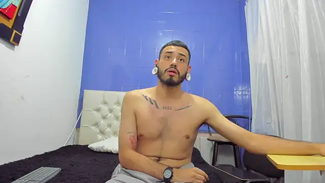 Chat XXX en directo de BrunoCarzon