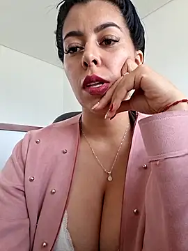 Luianna's Live XXX Chat