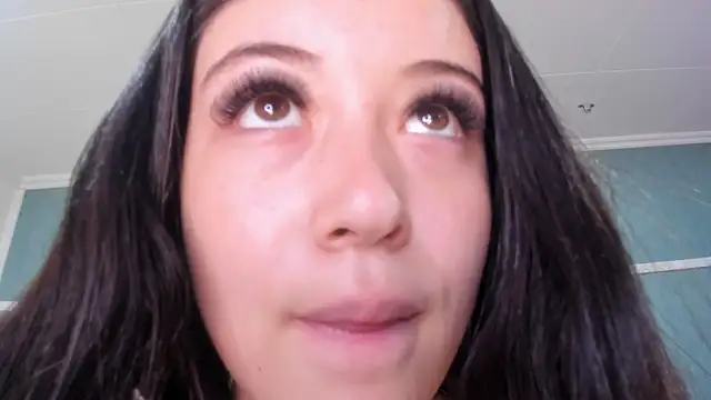 XXX chat uživo modela victoria_cutee