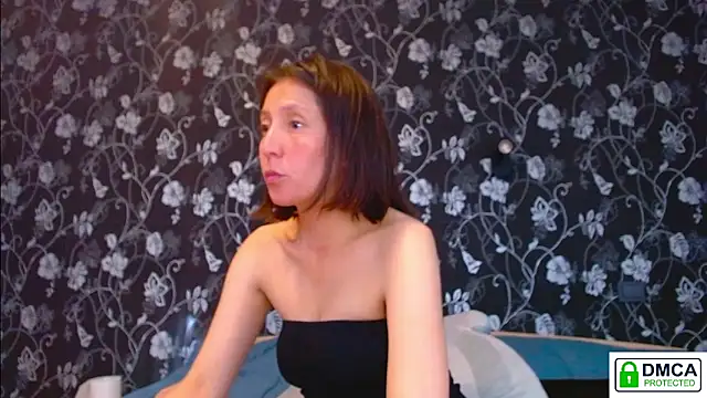 Sophi_Cute Chat XXX in diretta