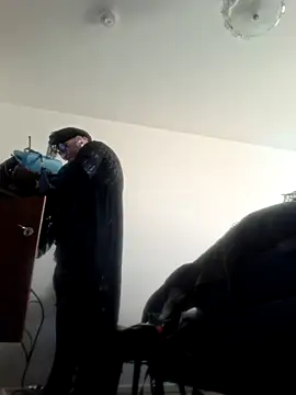 KristallDev Live XXX Chat