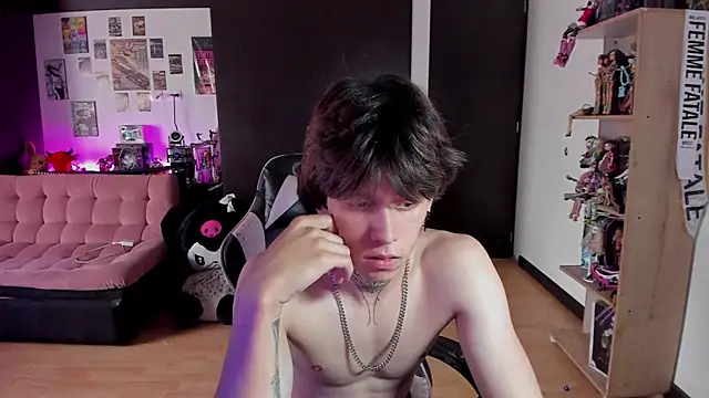 XXX chat uživo modela xIce_Boy