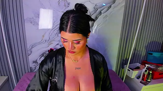 Chatroom XXX en direct de venusowen_