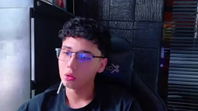 XXX chat uživo modela SrJacobs