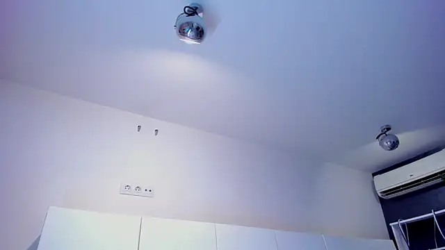 XXX chat uživo modela SabrinaSharm