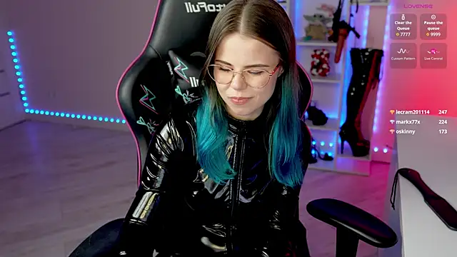 QueenAliceXn Live XXX chat