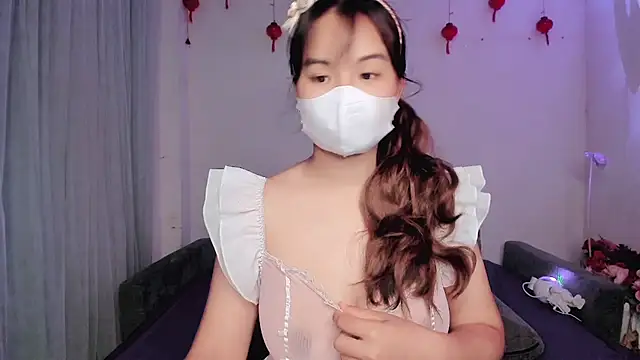 XXX chat uživo modela SanaAnika