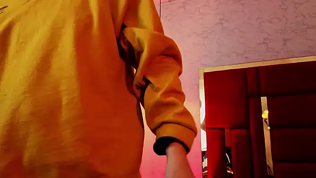 XXX chat uživo modela moon_winy