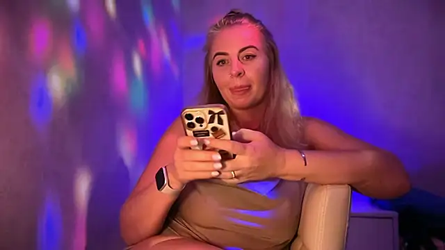 XXX chat uživo modela Lisorine