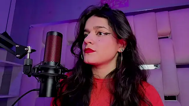 XXX chat uživo modela ValerieKay_