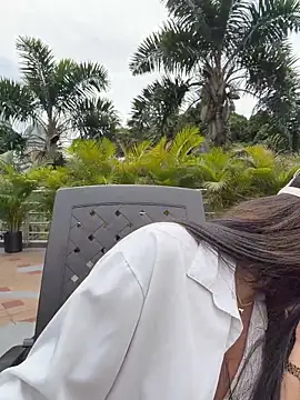 MystiqueXXX's Live XXX Chat