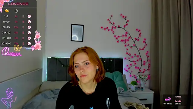 XXX chat uživo modela DellaRows
