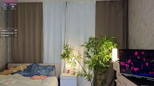 XXX chat uživo modela AnnyiBlue