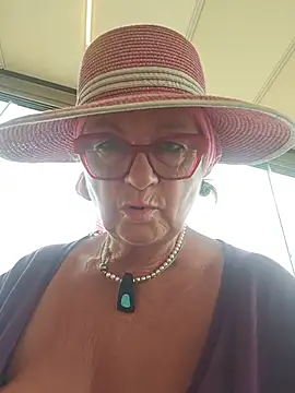 Hot-Muci Obrolan Langsung XXX