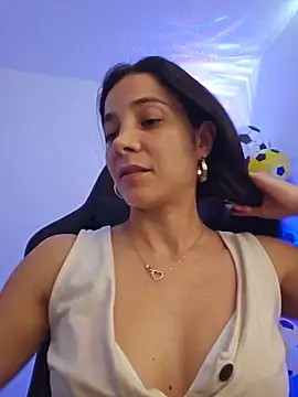 miaeyex Chat XXX in diretta