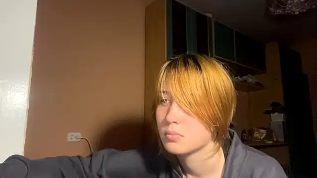 XXX chat uživo modela Mowhlntime