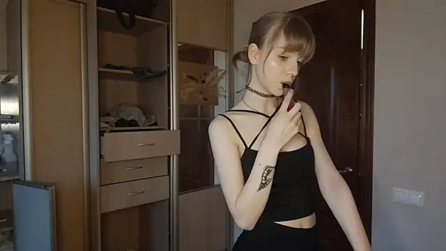 XXX chat uživo modela LisbethSellers