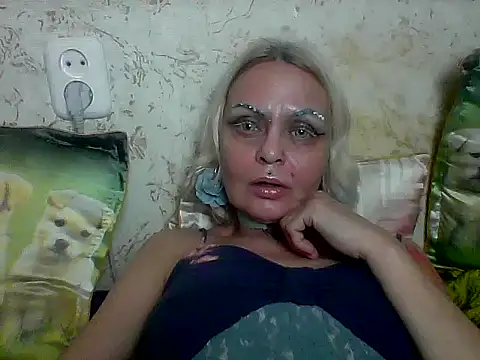 צ'אט XXX בשידור חי של Jennie_Lora