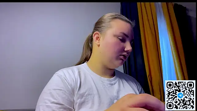 Dreamyblushfairy's Live XXX Chat
