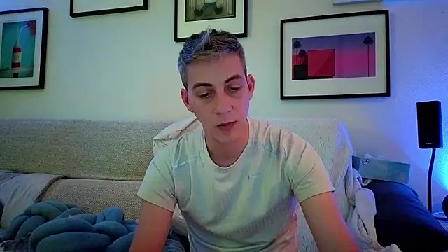 1Hugo1 Live XXX-chat