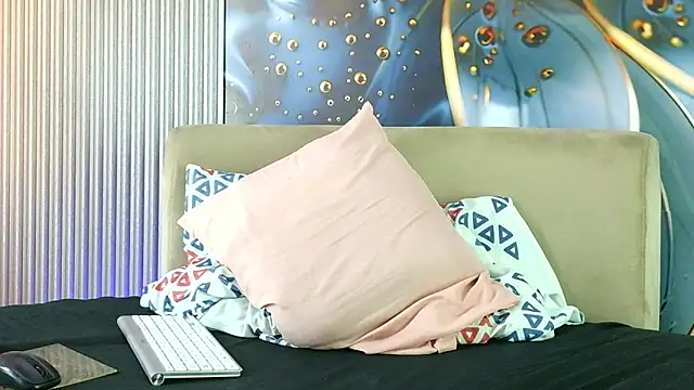XXX chat uživo modela ELLIEPARKER_CR