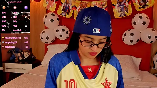 XXX chat uživo modela VanessaDoofenshmirtz