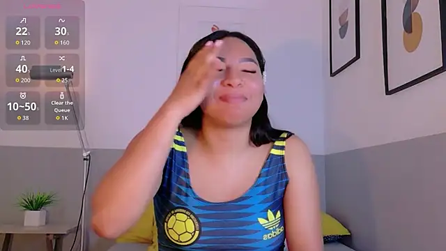 XXX chat uživo modela drooling4daddy