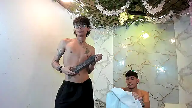 XXX chat uživo modela Bastian_boyshot77