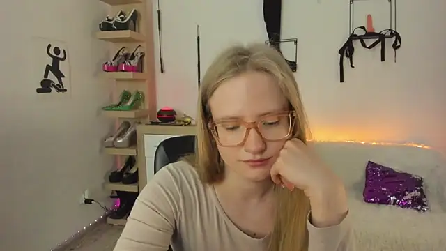 NancyHottie Chat XXX live