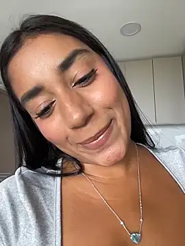 SaryJonex Chat XXX live