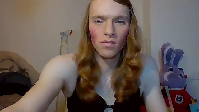 צ'אט XXX בשידור חי של DaimondAngel