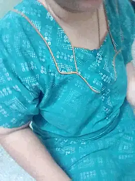 XXX chat uživo modela Tamillakshmi27