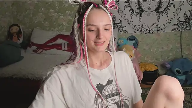 Cutie_Adelia: онлайн-секс-чат