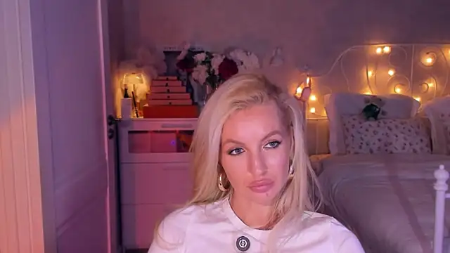 aestetick's Live XXX Chat