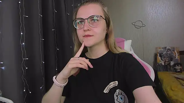 MissBrightShine's Live XXX Chat