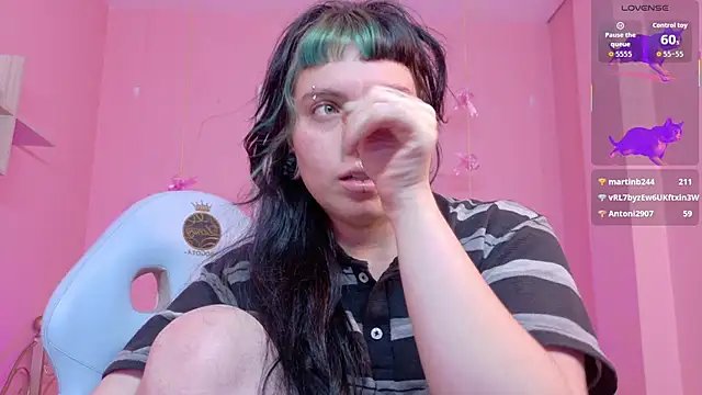 Chat +18 de _sofia_smth_xx ao vivo