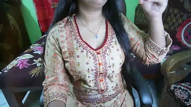 XXX chat uživo modela BengaliQueenStar