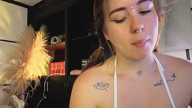 XXX chat uživo modela AlliceLover