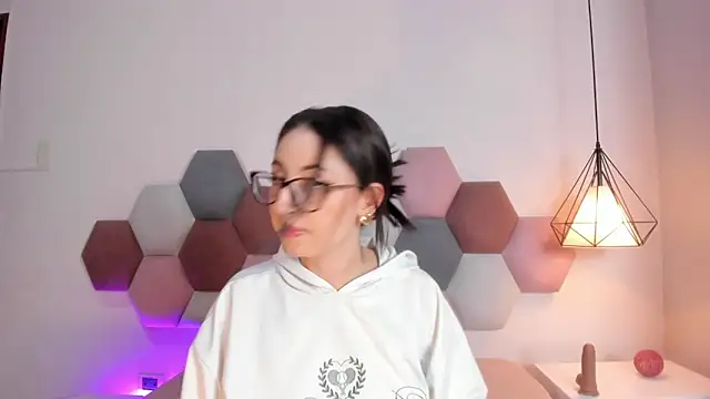 دردشة Emilywatsonn الجنسية المباشرة