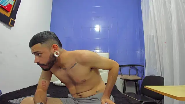 Онлайн чат XXX BrunoCarzon
