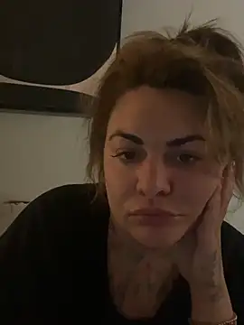 HeyBABYGIRL's Live XXX Chat