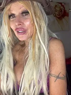 צ'אט XXX בשידור חי של pammybarbwire