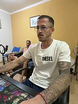 MeladoDiMel – Naživo XXX chat