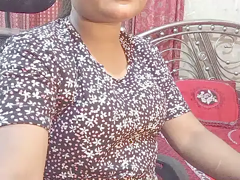 Nusrat_Faria Live XXX-Chat