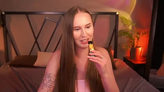 ViMilka Adlı Modelin Canlı XXX Sohbeti