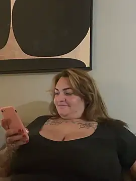 Czat XXX na żywo – HeyBABYGIRL
