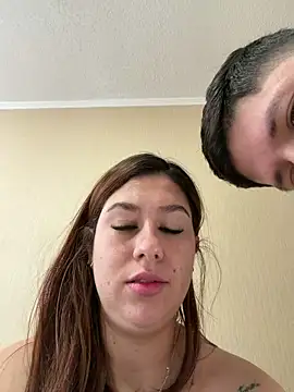 Chat +18 de feli2309 ao vivo